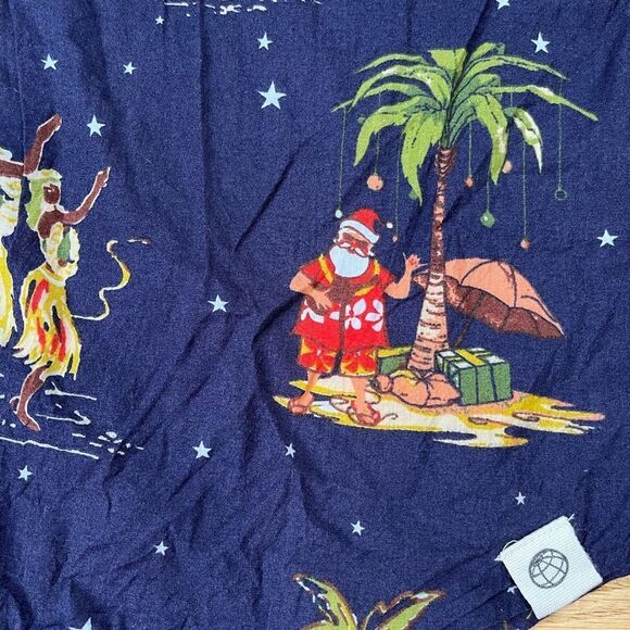 Christmas Mens button up small - Picture 4 of 6